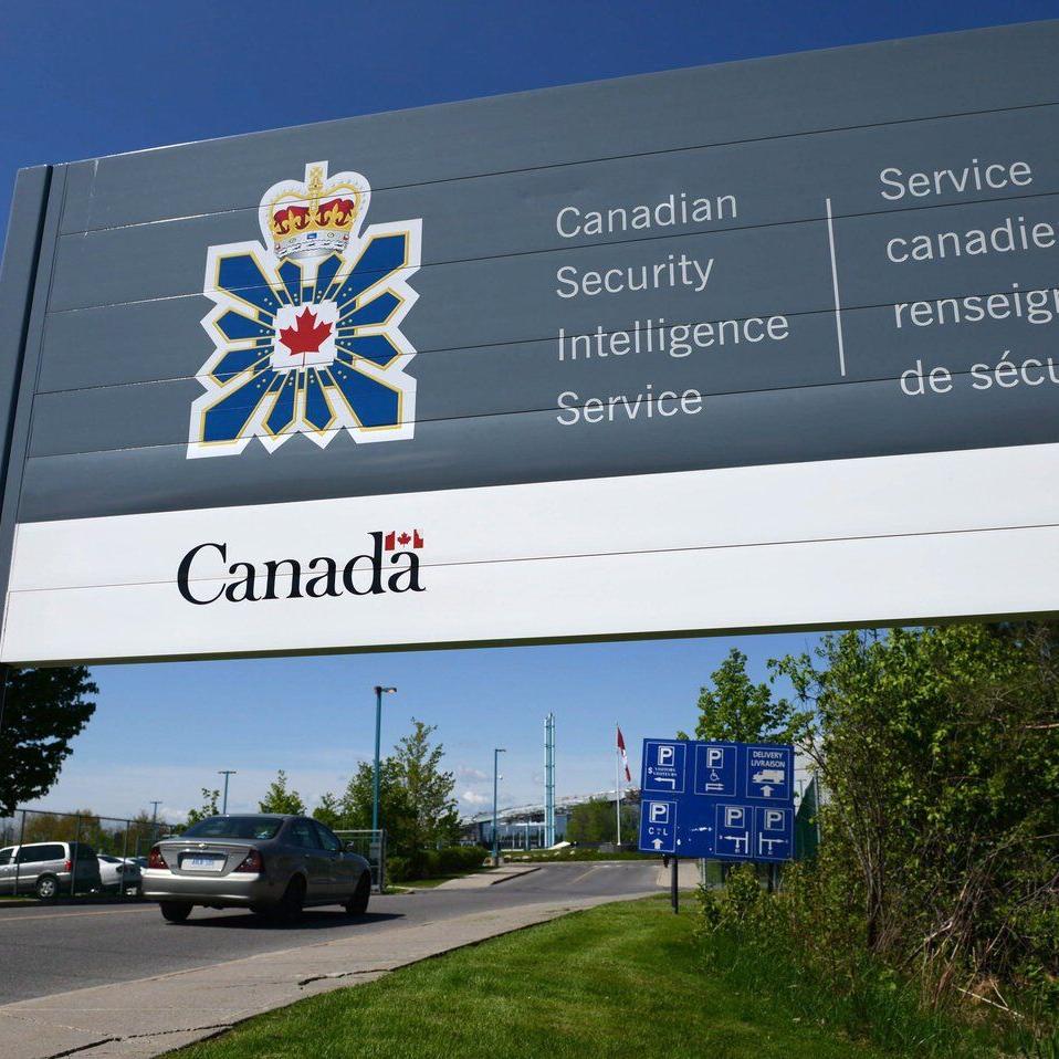 Halting spy operation placed CSIS team in unnecessary danger, watchdog report says